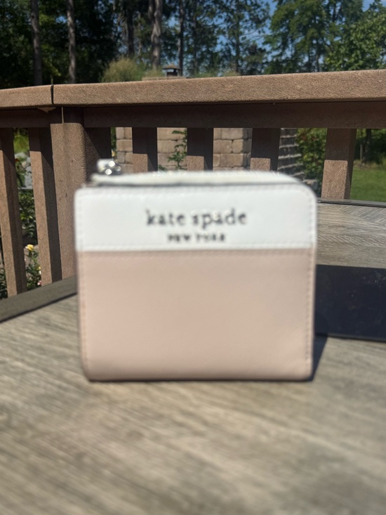 kate spade Handbags - NWOT Kate Spade New York Cameron Bifold Wallet in Colorblock Beige